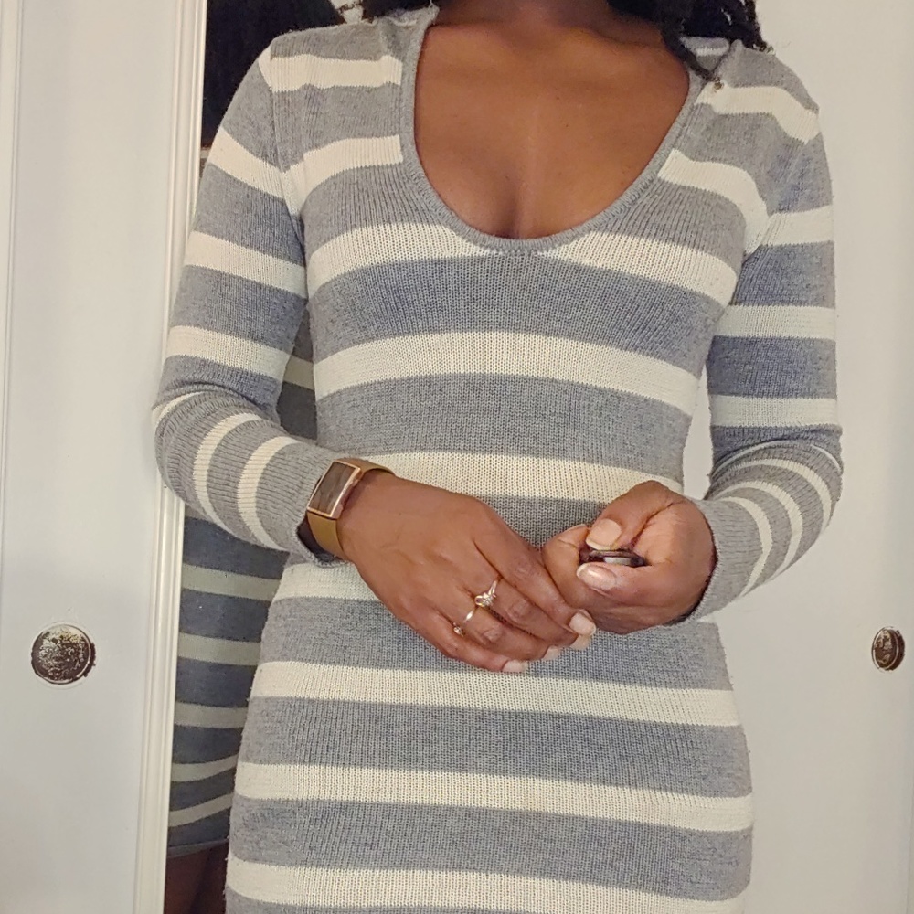 Long Sleeve Striped Bodycon Mini Sweater Dress (S)